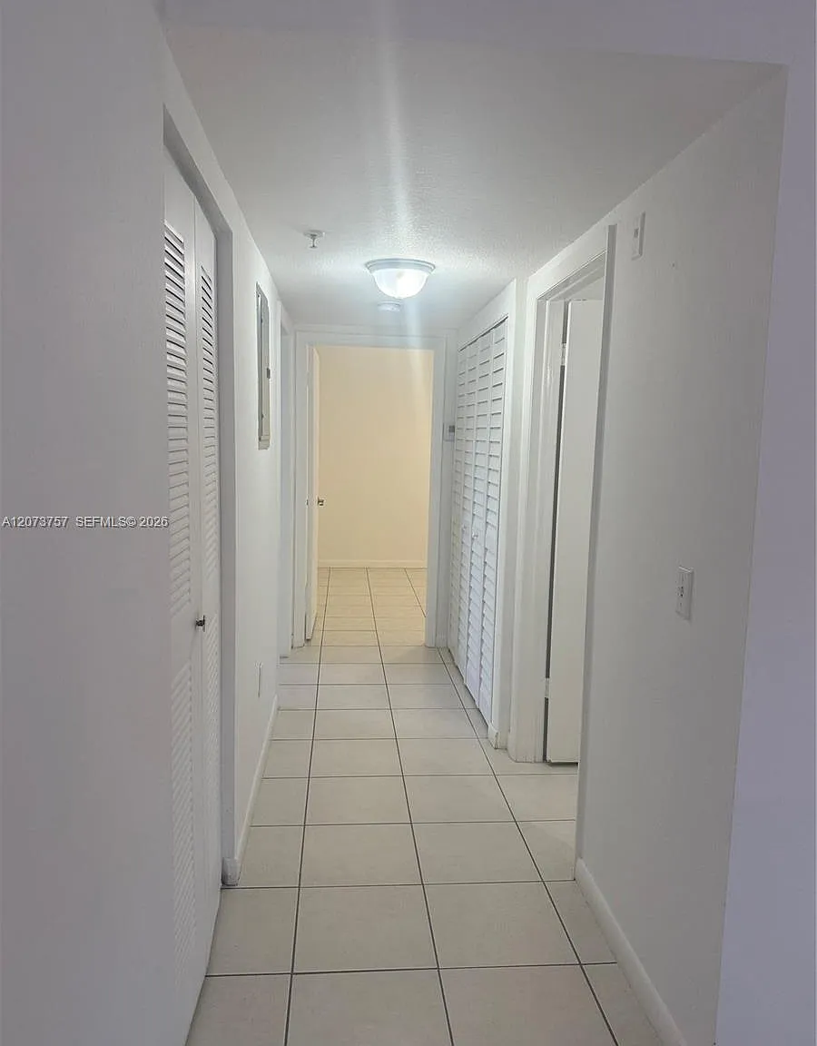 Sunshine Condo — Photo 4