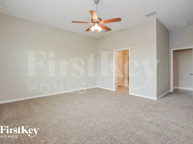 824 Grand Hilltop Dr — Photo 7