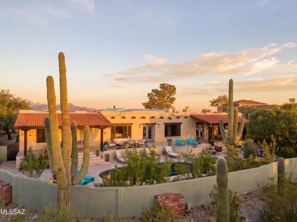 330 E Hillcrest Pl, Tucson, AZ 85704