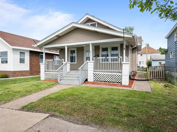 1026 13th St, East Moline, IL 61244