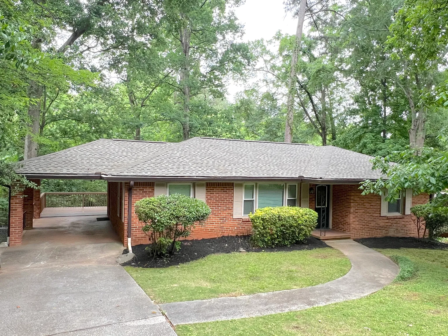 2 bed, 1196 sqft, $2,398 — Photo 3