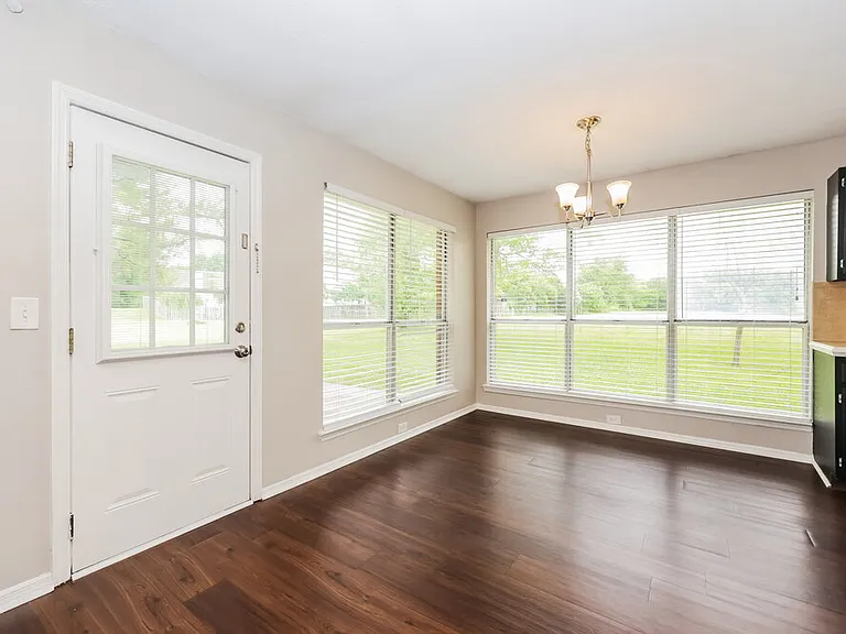 114 Tedder Blvd — Photo 7