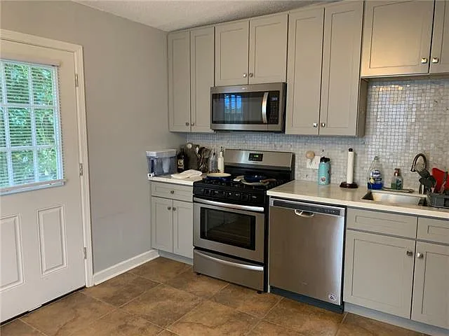 8943 Jeannette St — Photo 12