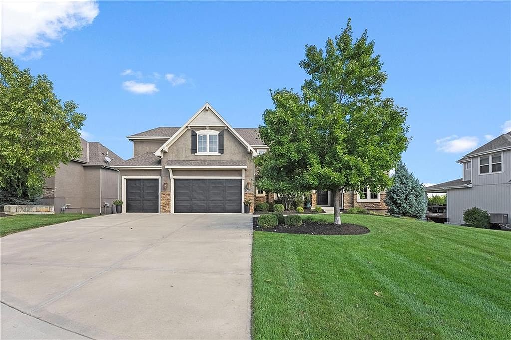 16125 Earnshaw St, Overland Park, KS 66221 | Zillow