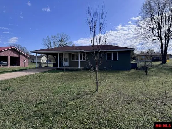 513 Kirkland St, Gassville, AR 72635