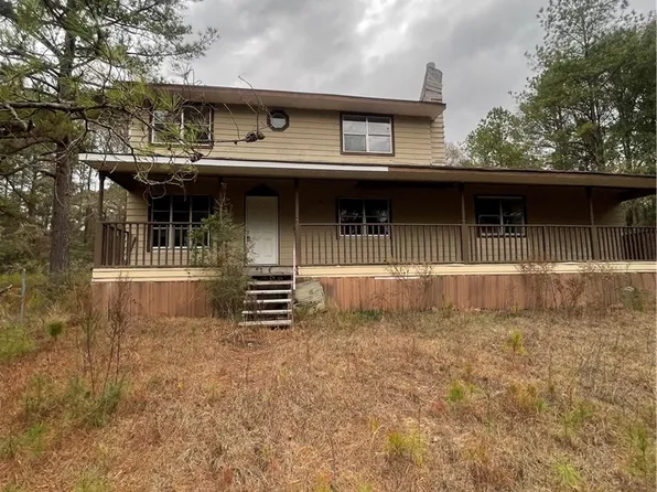 1910 Railroad Ave, Tuskegee, AL 36083