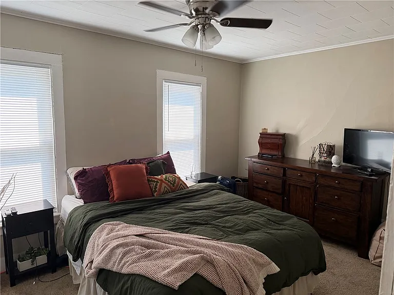 69 Averill Ave — Photo 22