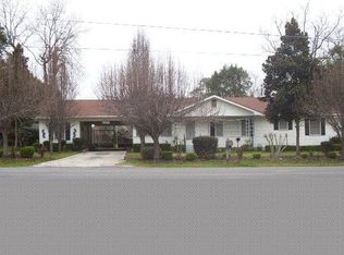 2067 E Adams St, Pavo, GA 31778