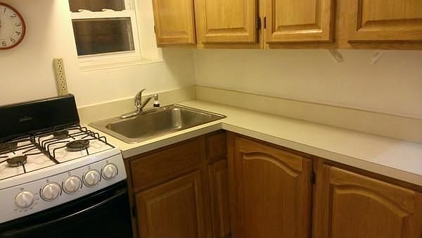 2nd image of 2452 Ocean Pkwy