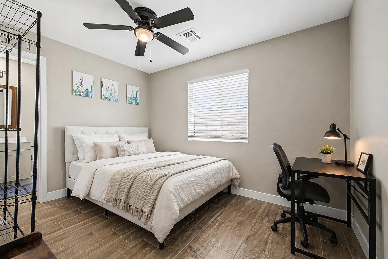 4 bed, 5.0 bath, 2144 sqft, $1,109 — Photo 1
