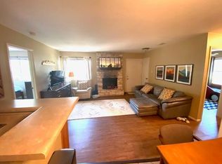 9807 Hundred Oaks Cir #B, Austin, TX 78750