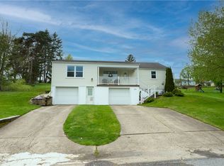 251 Center St, Beaver Falls, PA 15010
