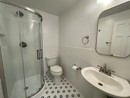 Rented by Corcoran | media 27