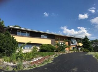16 Stormy View Rd, Ithaca, NY 14850