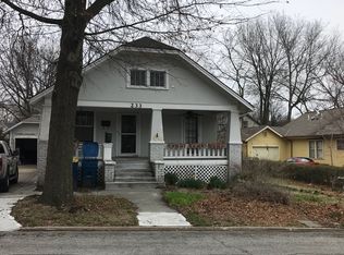233 N Leonard St, Liberty, MO 64068