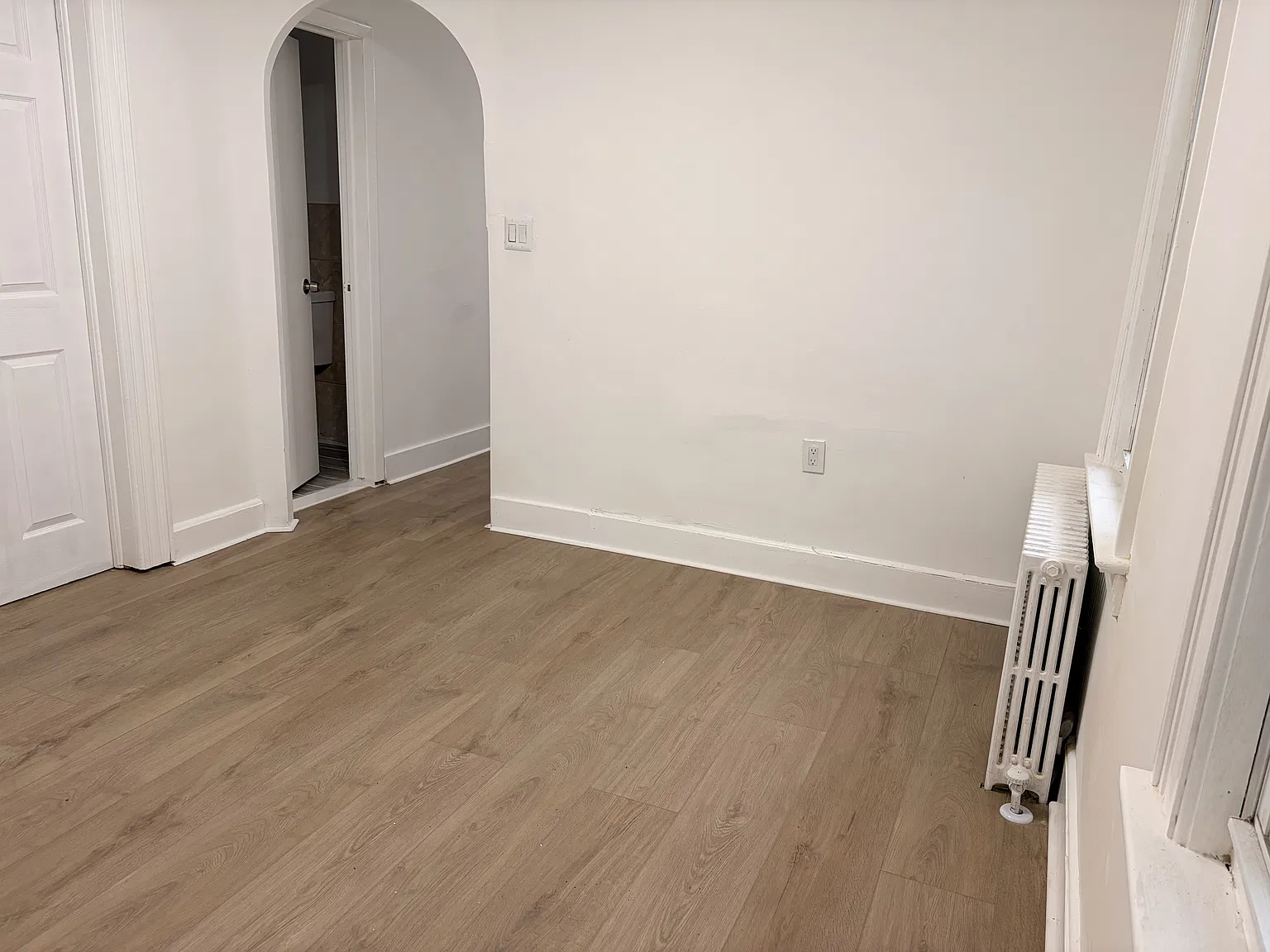 3 bed, $2,300 — Photo 4