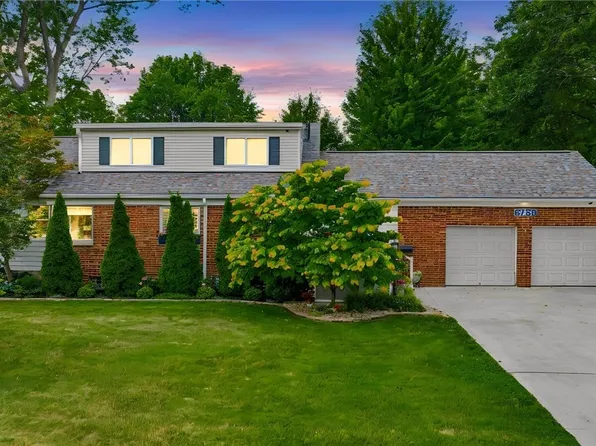 5758 Fitch Rd, North Olmsted, OH 44070
