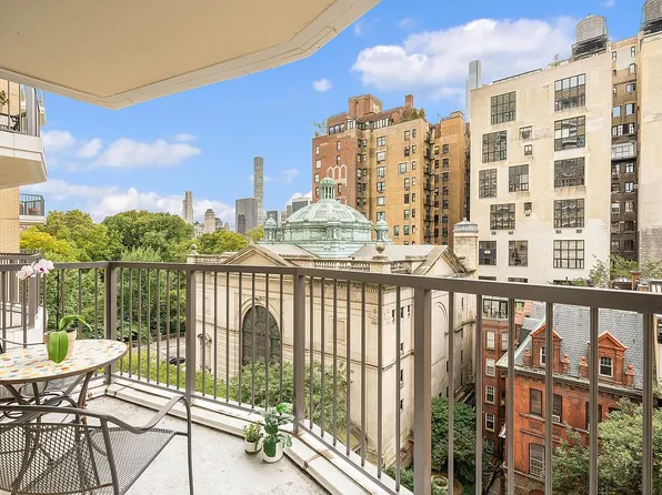 80 Central Park W APT 8F, New York, NY 10023