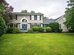 2556 Sheffield St NW, North Canton, OH 44720