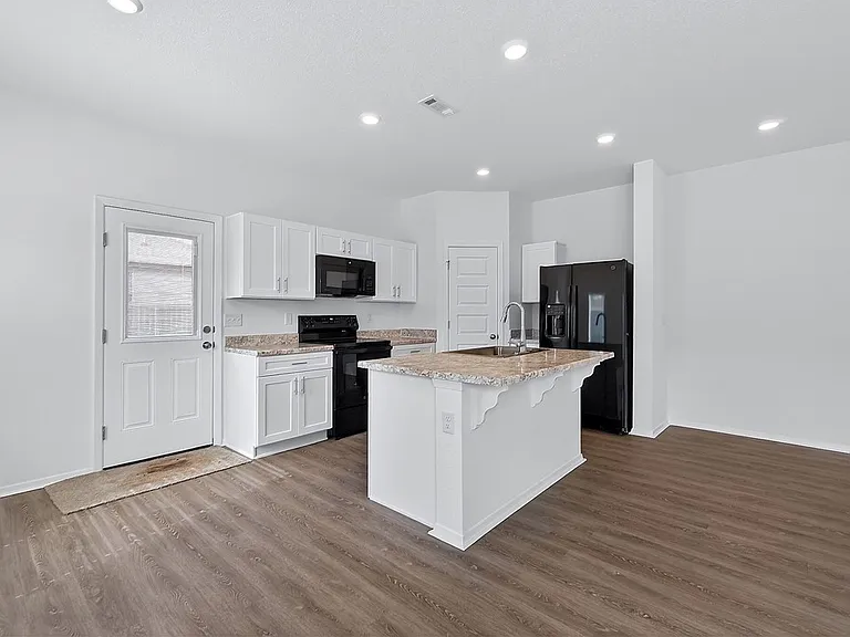 6802 SW Dignity Ave — Photo 37