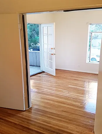 529 1/2 Glenrock Ave — Photo 4