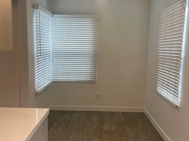 3127 Ingelow St — Photo 8