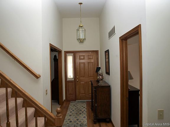 2nd image of 2740 Parkway Ct