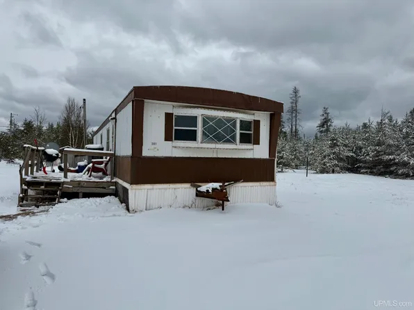 381 E M35 Hwy, Gwinn, MI 49841