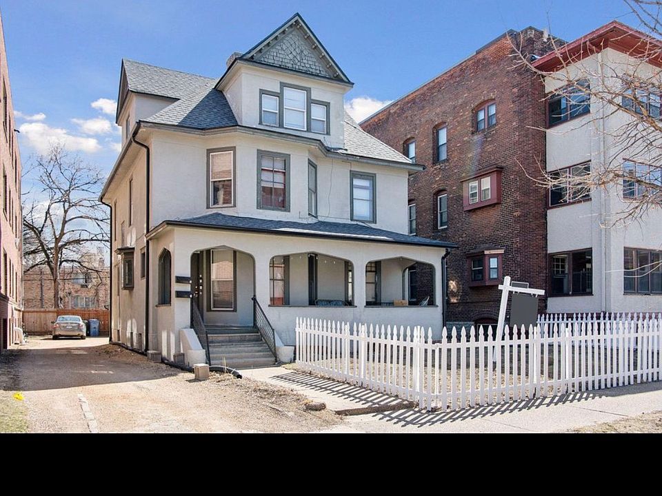 1st image of 2637 Girard Ave S #1