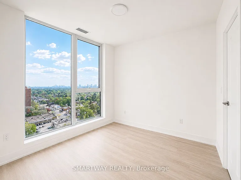 25 Cordova Ave #Penthouse 09 — Photo 40