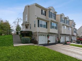 1208 Pondview Loop, Wappingers Falls, NY 12590