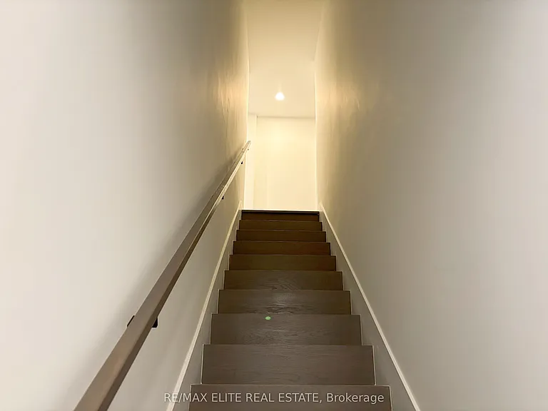 55 Charles St E #Townhouse 10 — Photo 6