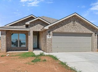 2015 Durham Ave, Wolfforth, TX 79382