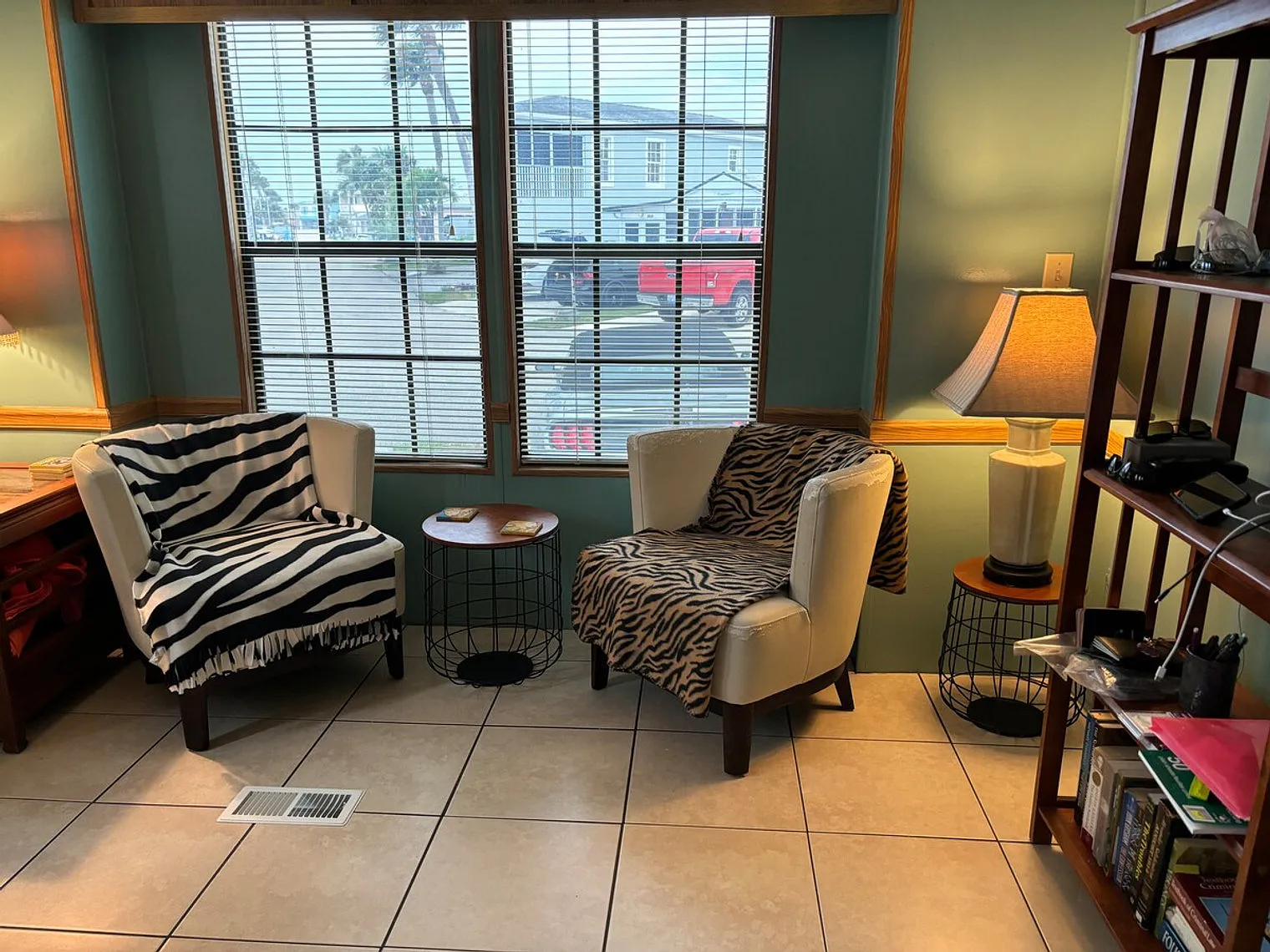 2 bed, 1.5 bath, $5,022 — Photo 2