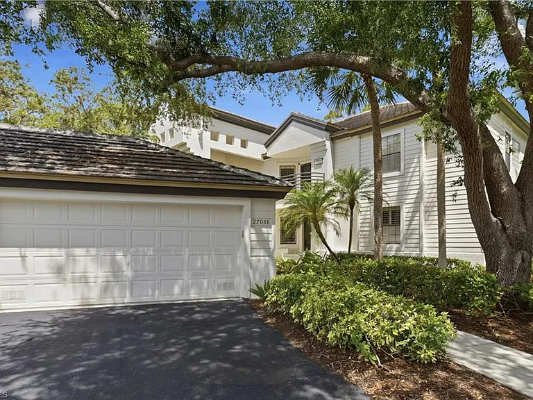 27038 Oakwood Lake Dr — Photo 1
