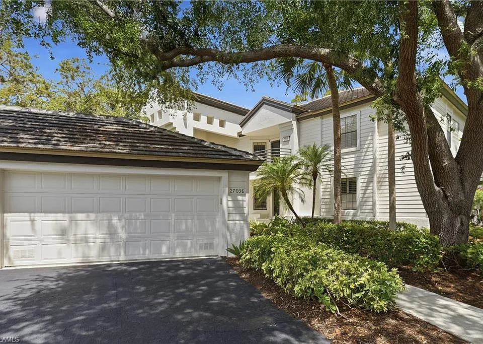 27038 Oakwood Lake Dr