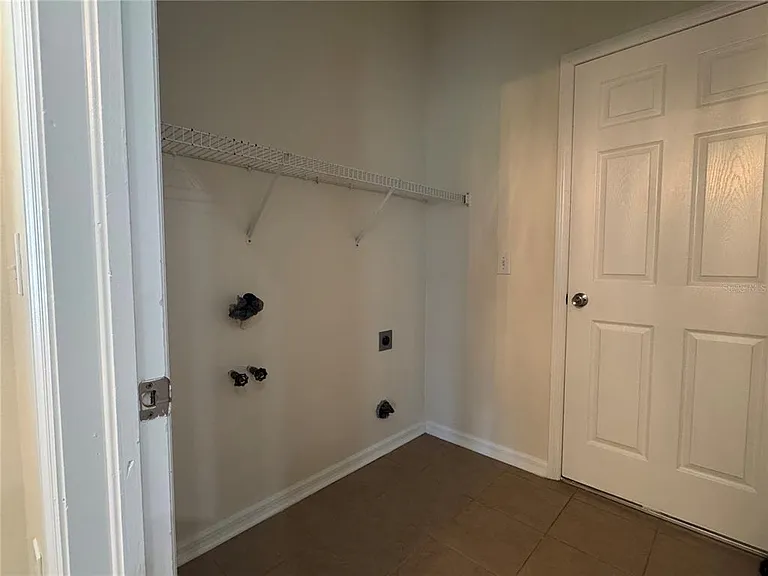 317 Down Pine Dr — Photo 31