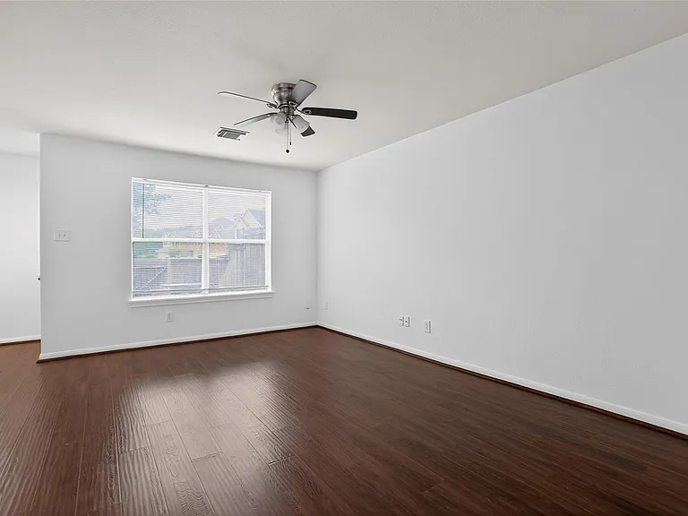 1618 Grable Cove Ln — Photo 6