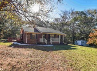 231 Azel Ray Rd, Royston, GA 30662
