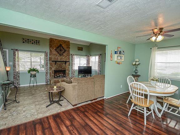 4th image of 19422 Horden Creek Dr