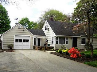 9 Sherbrooke Rd, Barrington, RI 02806