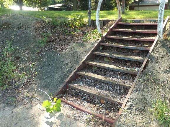 5th image of 1168 Linden Dr