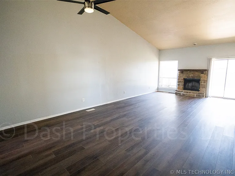 5104 S 75th East Ave — Photo 10
