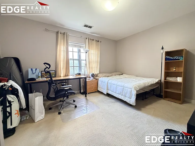 47 Lake Shore Ct #3 — Photo 6
