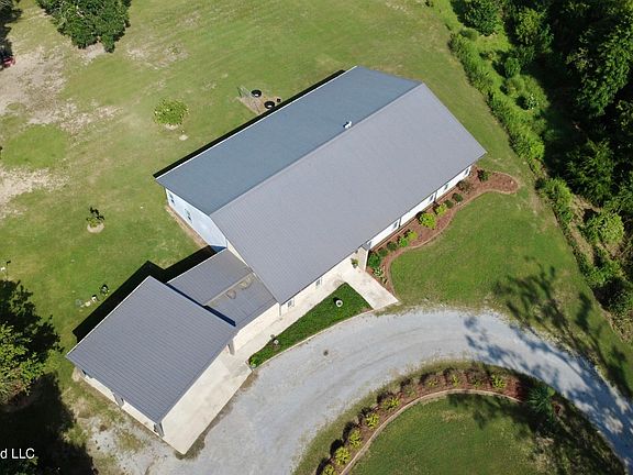 3rd image of 1592 Richland Rd