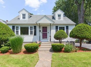 8 Eunice Ave, Worcester, MA 01606