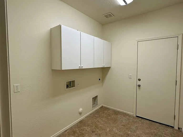 42114 N 44th Dr — Photo 18