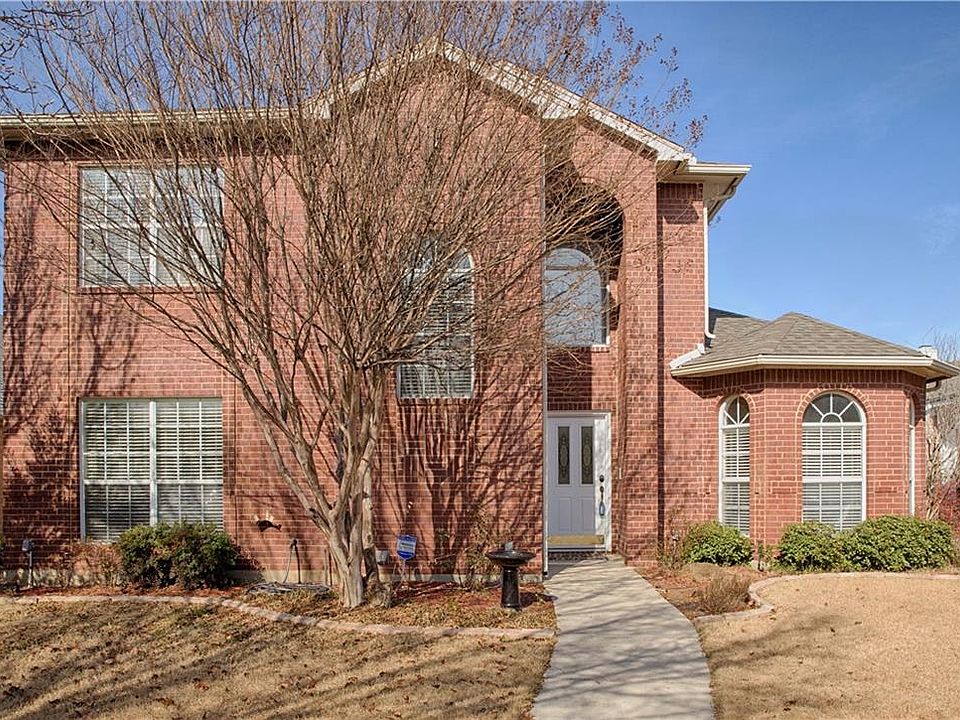 1st image of 4913 Park Brook Dr