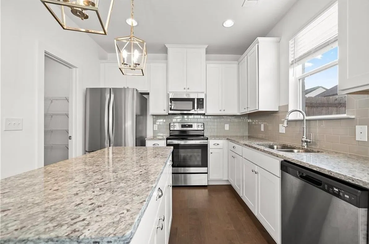 246 Auburn Valley Way — Photo 4