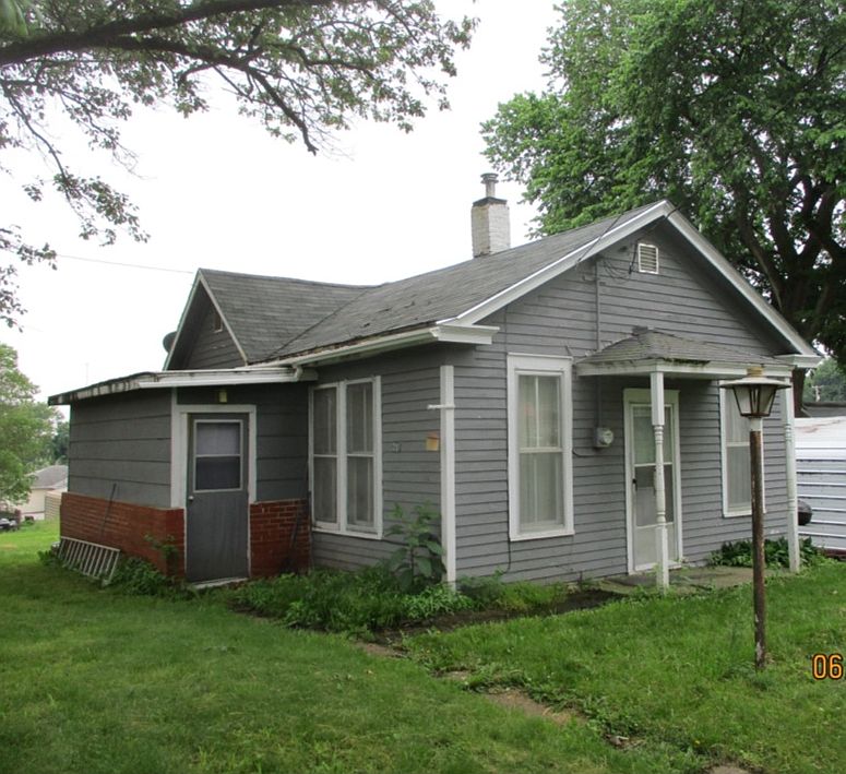 1st image of 201 S Vermillion St